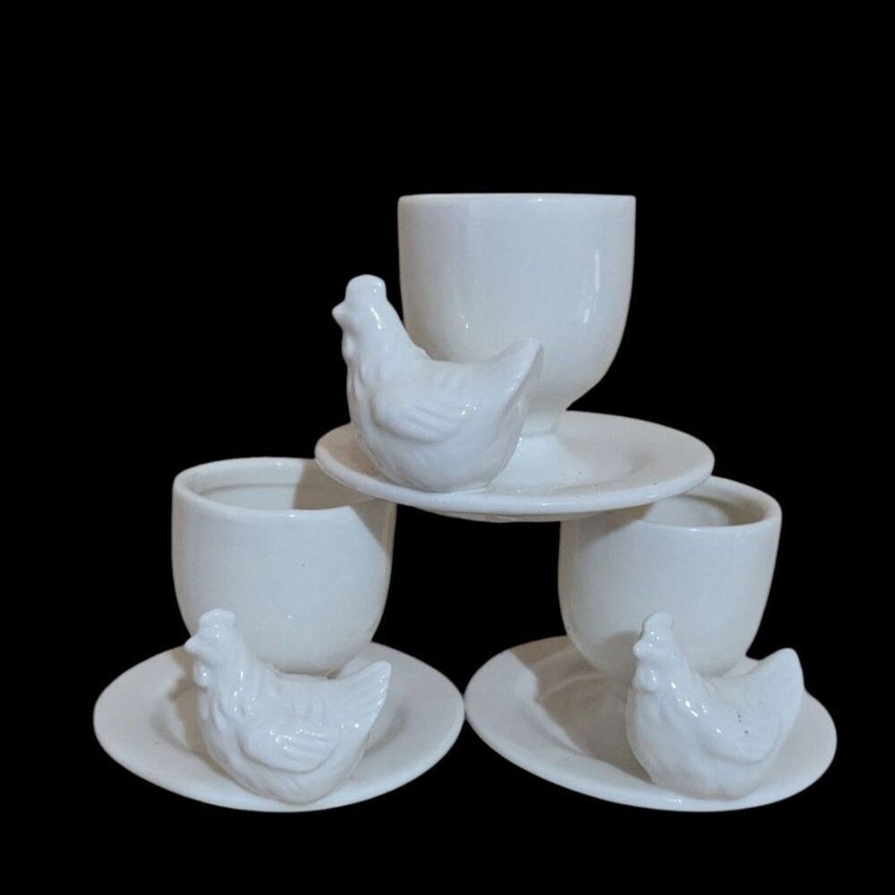 White Ceramic Hen Egg Cups with Attached‎ Saucer Farmhouse Kitchen Set of 3
